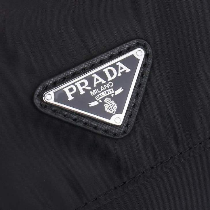 Picture of Prada Mens Bags _SKUfw167299933fw